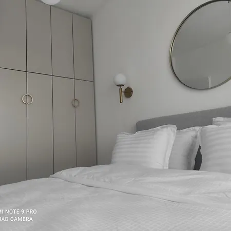 Apartman Lullaby 2, Moderan Stan Sa Spavacom Sobom I Privatnom Garazom