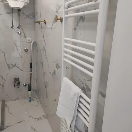 Apartman Lullaby 2, Moderan Stan Sa Spavacom Sobom I Privatnom Garazom