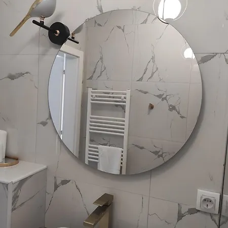 Lullaby 2, Moderan Stan Sa Spavacom Sobom I Privatnom Garazom