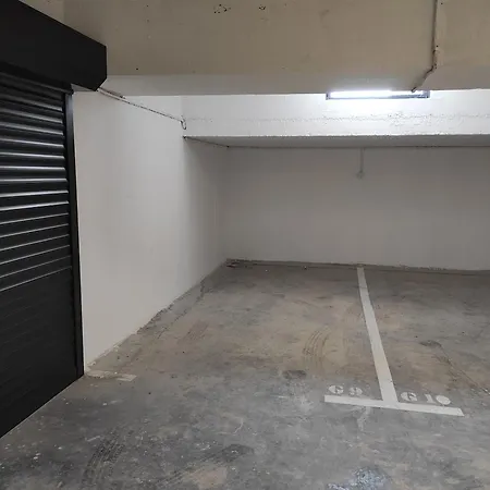 Lullaby 2 - Balcony View & Private Garage Apartman Bijeljina