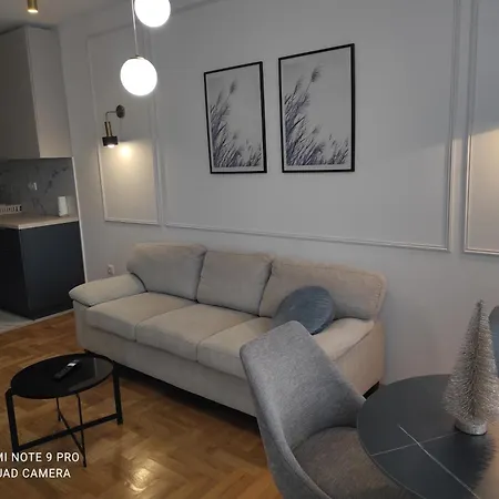 Lullaby 2, Moderan Stan Sa Spavacom Sobom I Privatnom Garazom