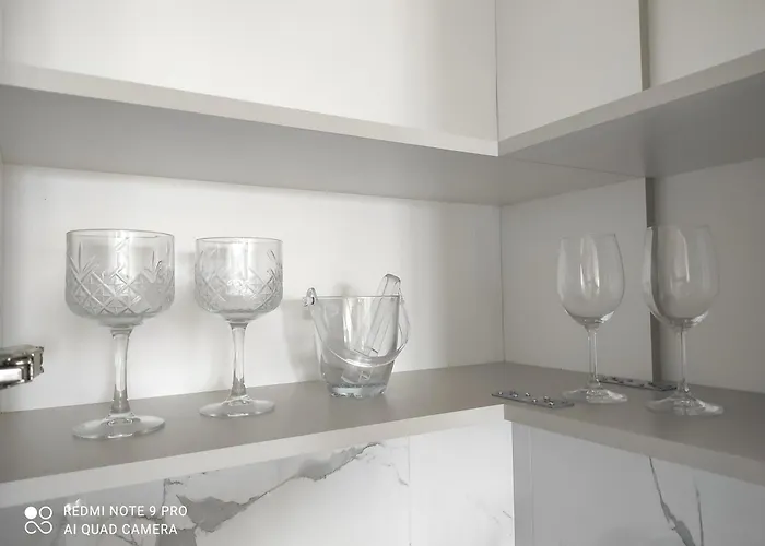 Lullaby 2 - Balcony View & Private Garage Bijeljina