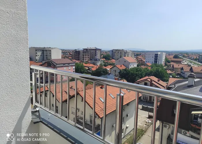 Lullaby 2 - Balcony View & Private Garage * Bijeljina