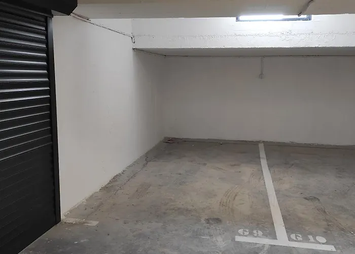 Lullaby 2 - Balcony View & Private Garage Apartman Bijeljina